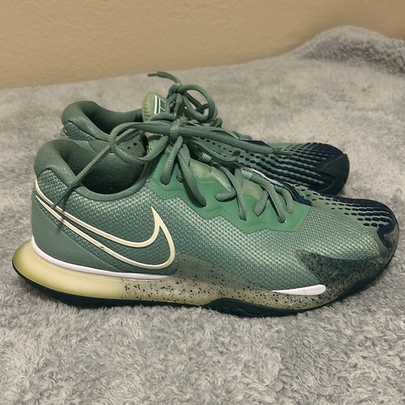 Nike Court Air Zoom Vapor Cage 4 Healing Jade Women’s, Size 9 - Picture 12 of 14